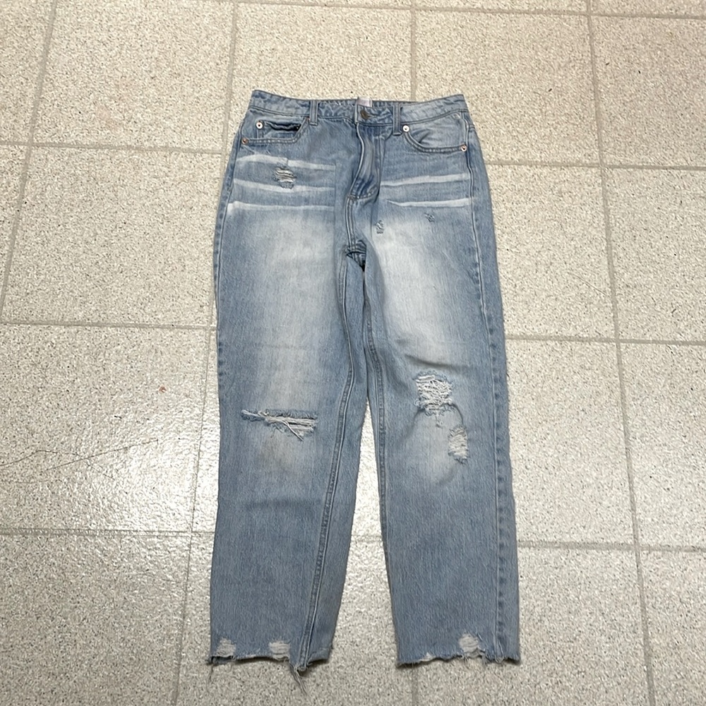 Baggy super cute and go good with everything